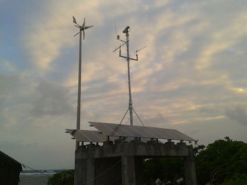 Hệ thống hybrid gió và năng lượng mặt trời, cơ sở viễn thông Máy phát điện tuabin gió 1500W